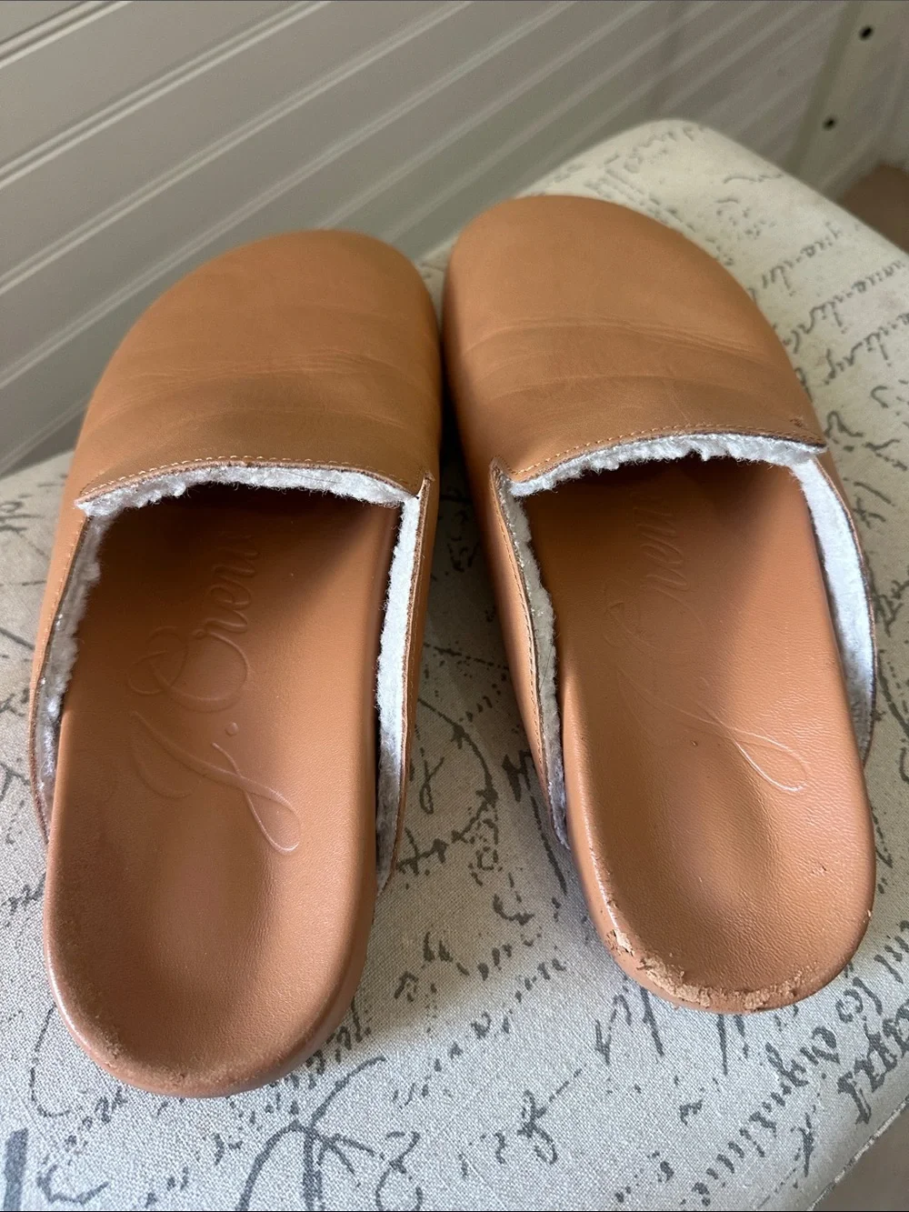 JCrew Women's Tan Leather Slip-On Mule clog size 7